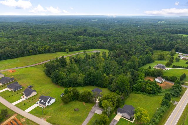 4 Johnson Chapel Rd, Sparta, TN 38583
