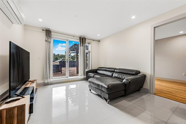 6538 austin st 2A, Rego Park, NY 11374