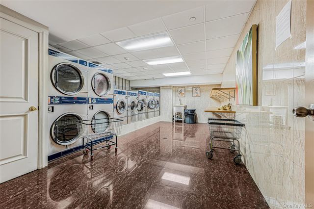 6538 austin st 2A, Rego Park, NY 11374