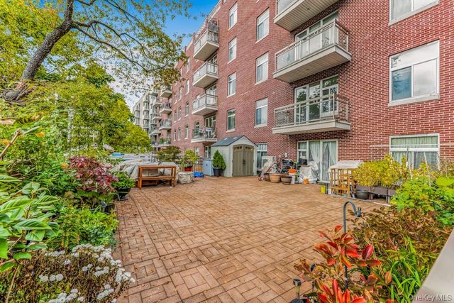 6538 austin st 2A, Rego Park, NY 11374