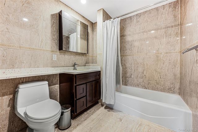 6538 austin st 2A, Rego Park, NY 11374