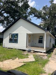 9705 Peachtree Street, Houston, TX 77016