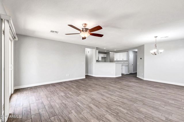 38165 N REYNOSA Drive, San Tan Valley, AZ 85140