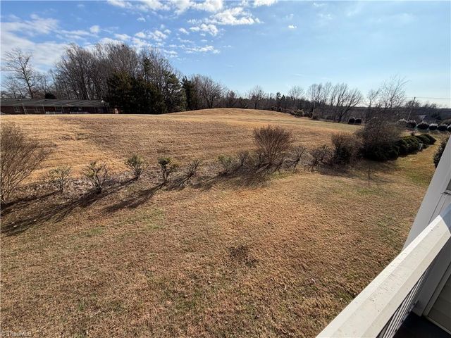 6112 Hedgecock Circle, High Point, NC 27265