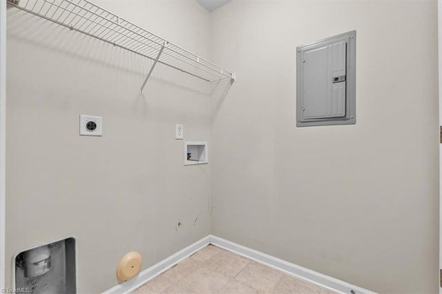 6112 Hedgecock Circle, High Point, NC 27265