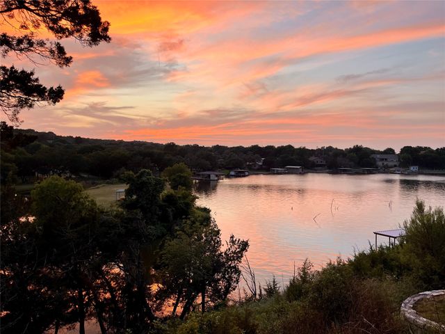 4305 Zuni Court, Granbury, TX 76048