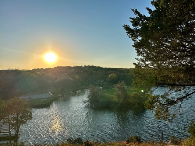 4305 Zuni Court, Granbury, TX 76048