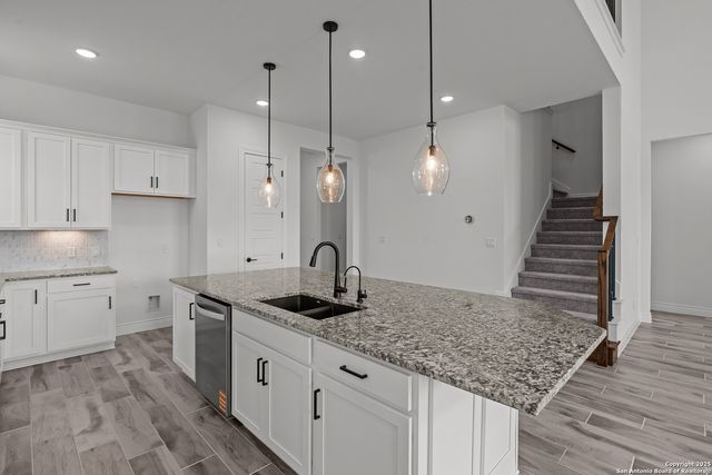 1416 Hallettsville, San Antonio, TX 78253
