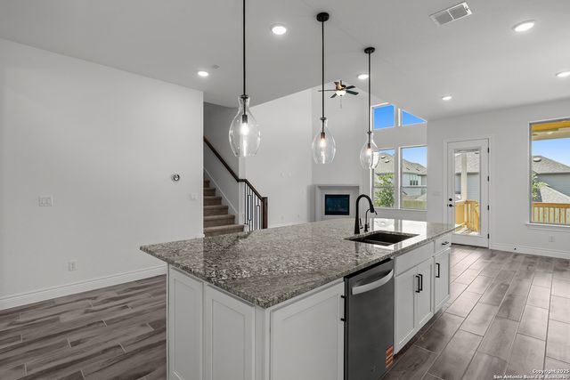 1416 Hallettsville, San Antonio, TX 78253