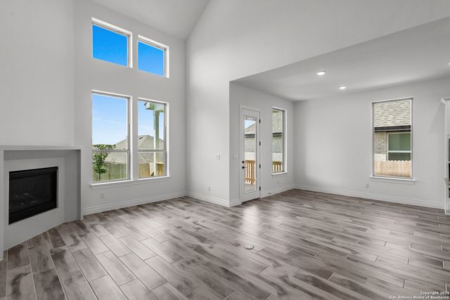 1416 Hallettsville, San Antonio, TX 78253