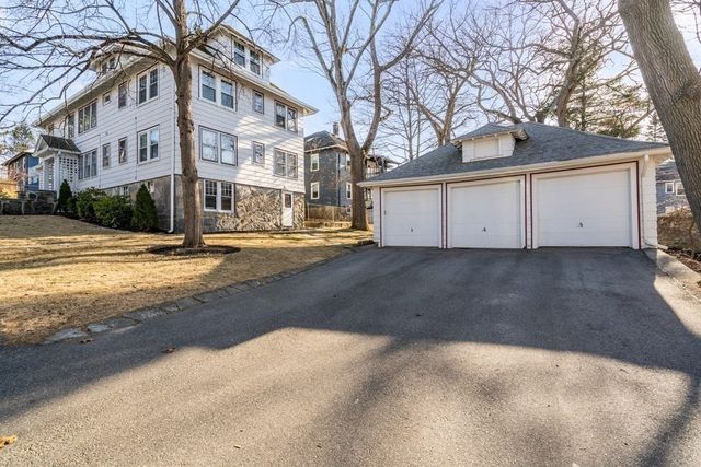 18 Fairfax Rd, Milton, MA 02186