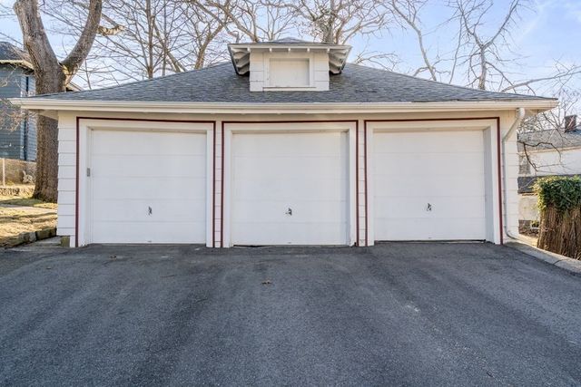 18 Fairfax Rd, Milton, MA 02186