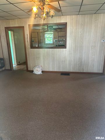 1428 N MAIN Street, Lewistown, IL 61452