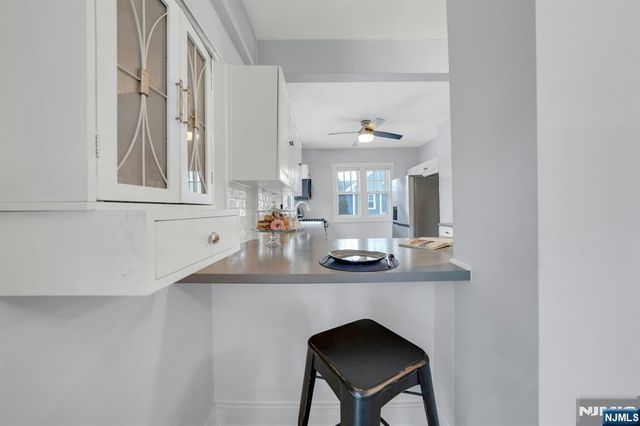 561 Lincoln Avenue, Glen Rock, NJ 07452