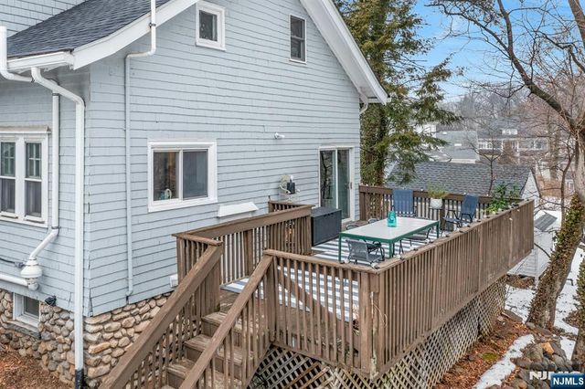 561 Lincoln Avenue, Glen Rock, NJ 07452