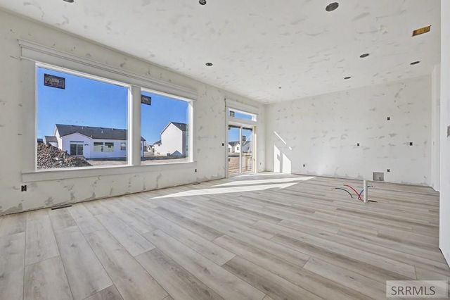 3062 Elixir Road, Ammon, ID 83406