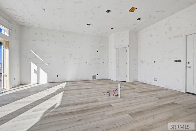 3062 Elixir Road, Ammon, ID 83406