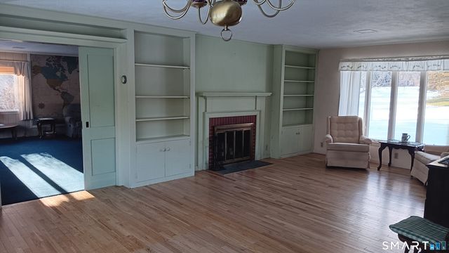 414 Canterbury Road, Brooklyn, CT 06234