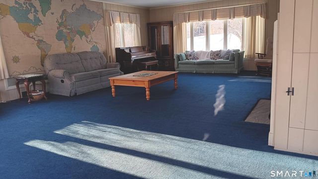 414 Canterbury Road, Brooklyn, CT 06234