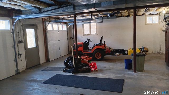 414 Canterbury Road, Brooklyn, CT 06234