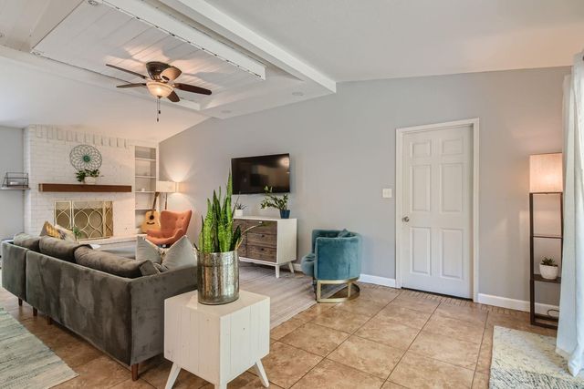 9639 Newfoundland CIR, Austin, TX 78758