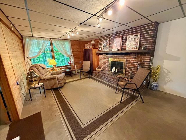 1200 Menk Road, Upper Burrell, PA 15068