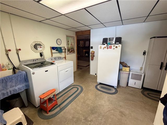 1200 Menk Road, Upper Burrell, PA 15068