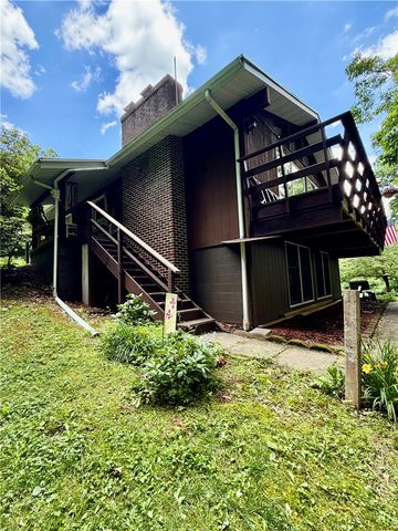 1200 Menk Road, Upper Burrell, PA 15068