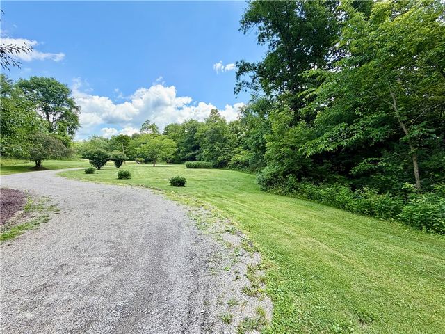 1200 Menk Road, Upper Burrell, PA 15068
