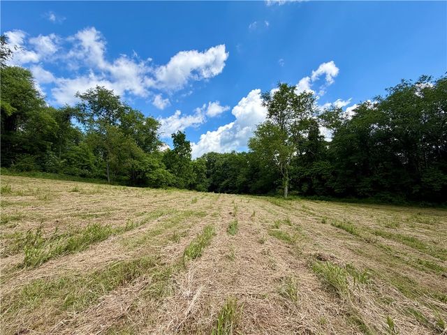 1200 Menk Road, Upper Burrell, PA 15068