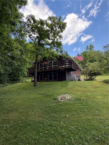 1200 Menk Road, Upper Burrell, PA 15068