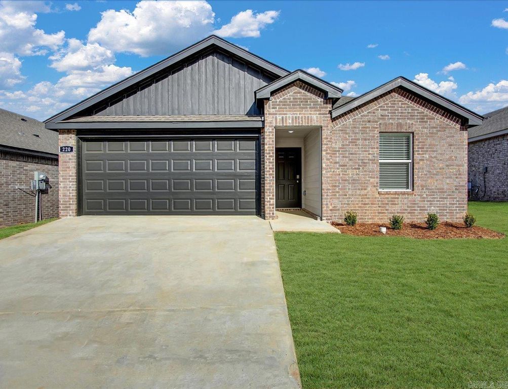196 Preston Lane, Hensley, AR 72065