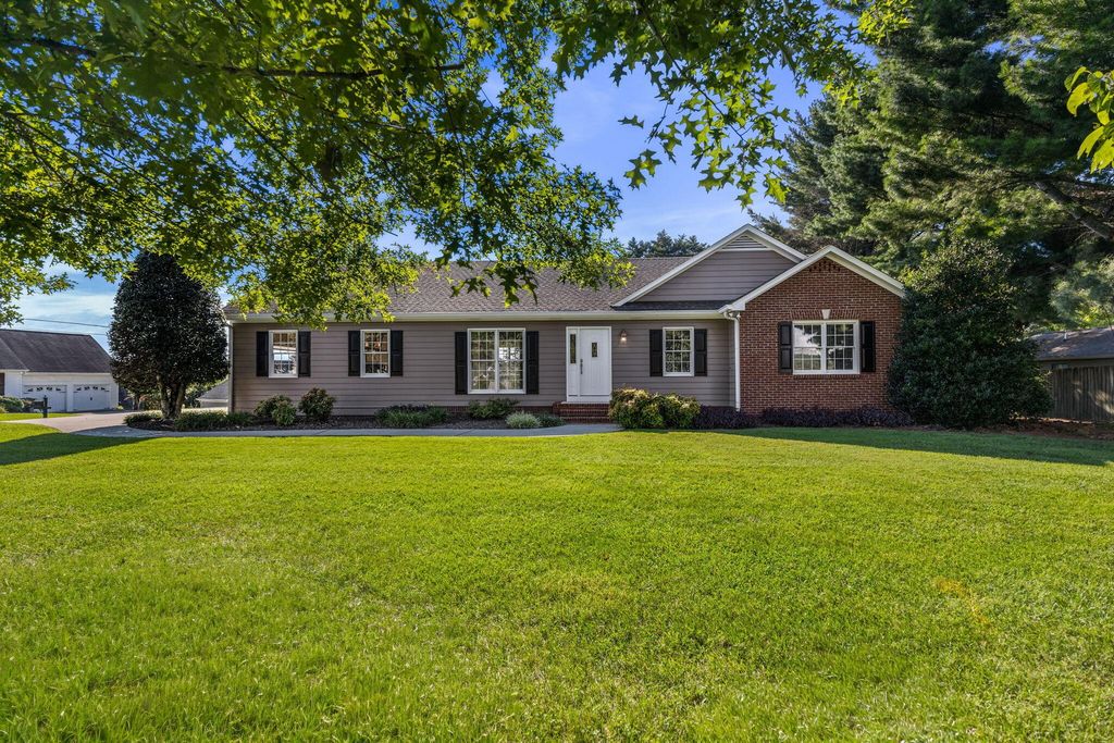 3365 Michigan Avenue Road, NE, Cleveland, TN 37323