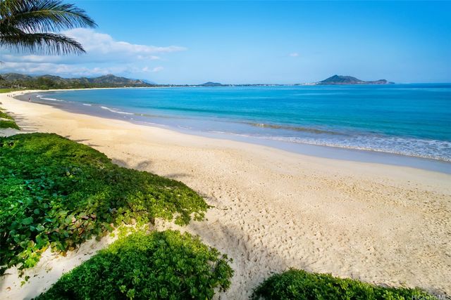 200 S Kalaheo Avenue, Kailua, HI 96734