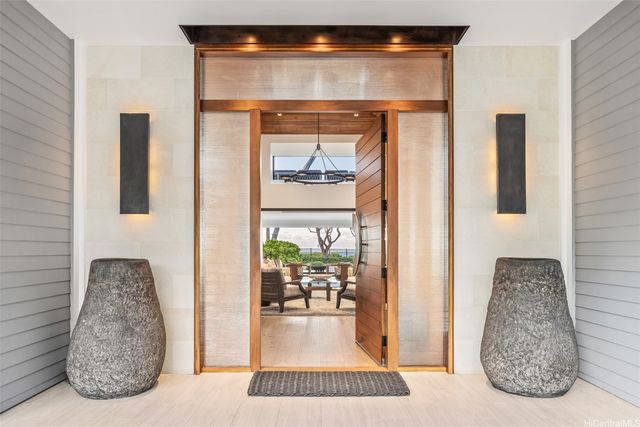 200 S Kalaheo Avenue, Kailua, HI 96734