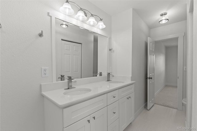 5773 S Orleans Street, Centennial, CO 80015