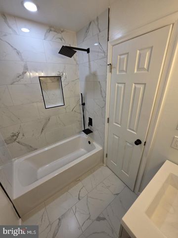 23 GROTTO CT, Germantown, MD 20874