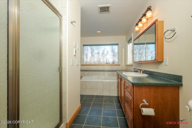 7769 W Sun Ridge Circle, Wasilla, AK 99623