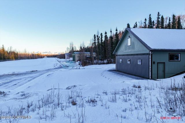 7769 W Sun Ridge Circle, Wasilla, AK 99623