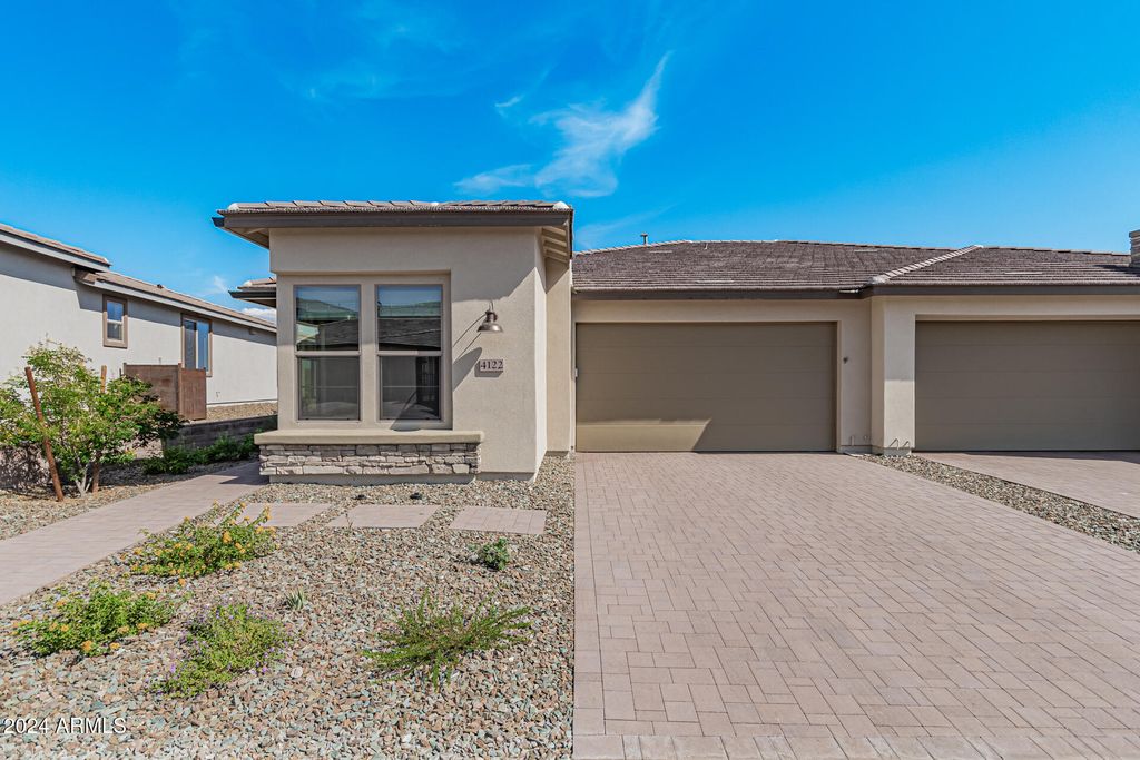 4122 DESERT MOON Drive, Wickenburg, AZ 85390 — photo 2