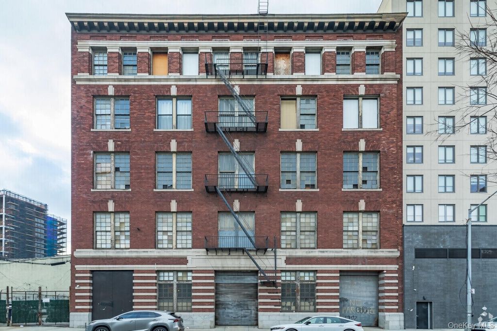 5 Canal Place, Bronx, NY 10451 — exterior