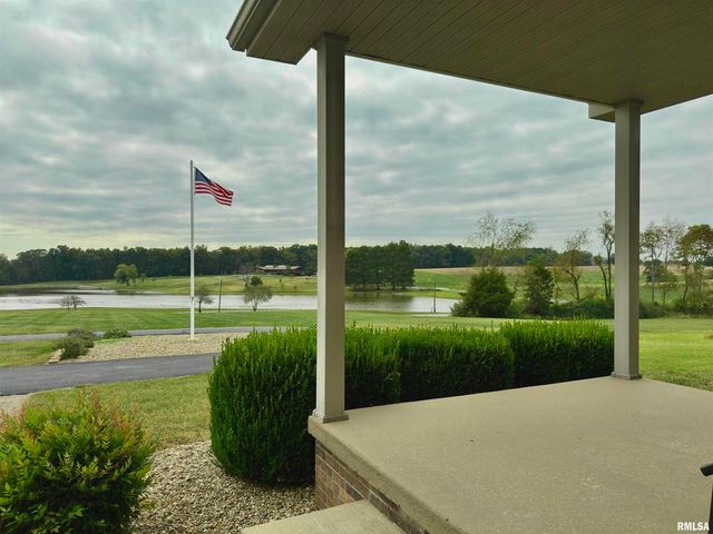 842 State Highway 14, Carmi, IL 62821