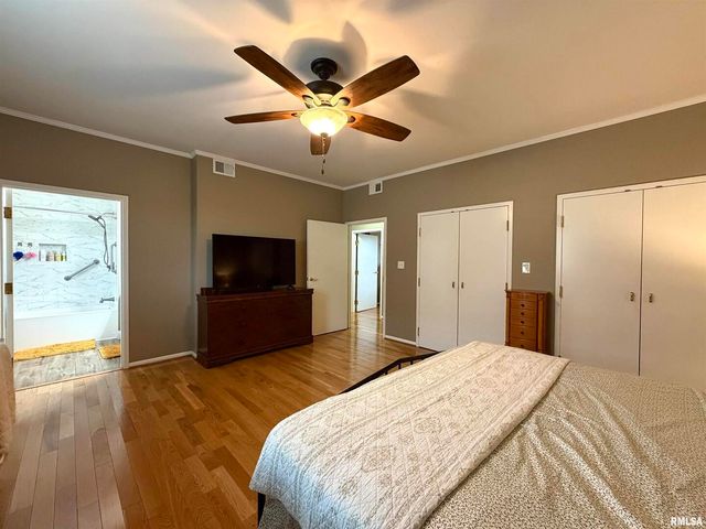 842 State Highway 14, Carmi, IL 62821