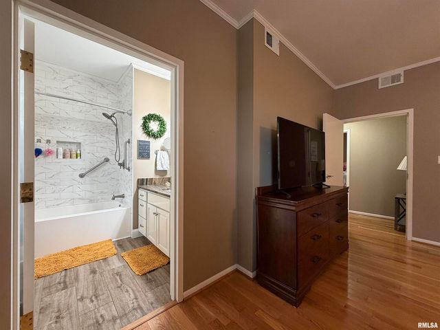 842 State Highway 14, Carmi, IL 62821