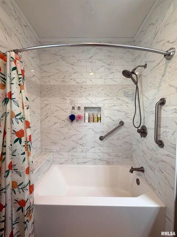 842 State Highway 14, Carmi, IL 62821