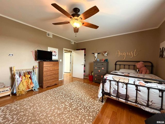 842 State Highway 14, Carmi, IL 62821