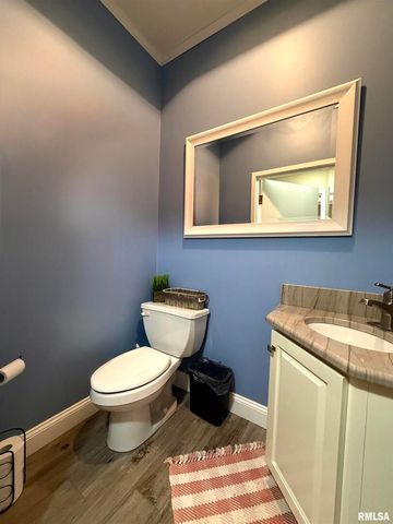 842 State Highway 14, Carmi, IL 62821