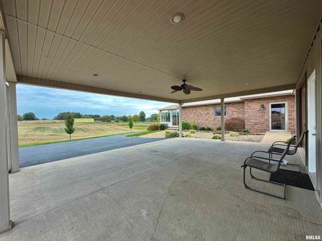 842 State Highway 14, Carmi, IL 62821