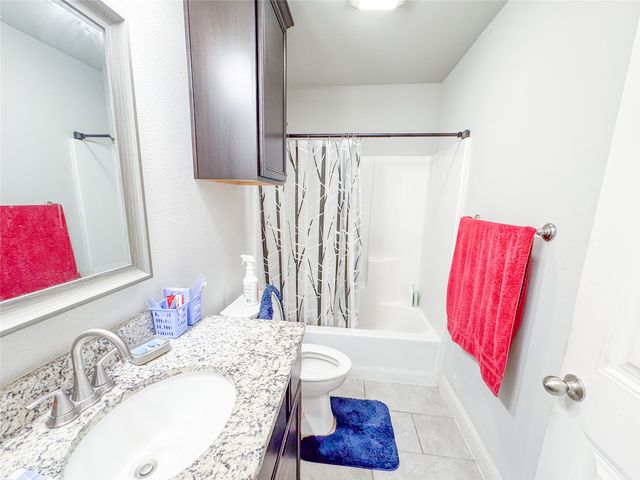 704 Nolan Drive, Sherman, TX 75092