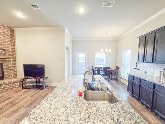 704 Nolan Drive, Sherman, TX 75092